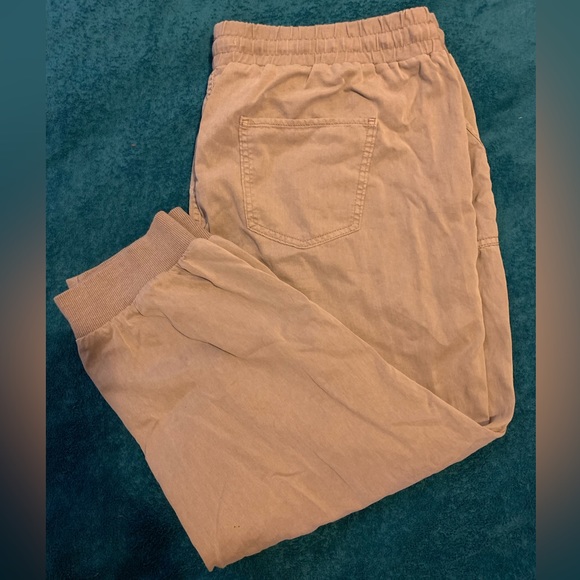 Maurice’s Jogger Style Pants - Picture 4 of 5